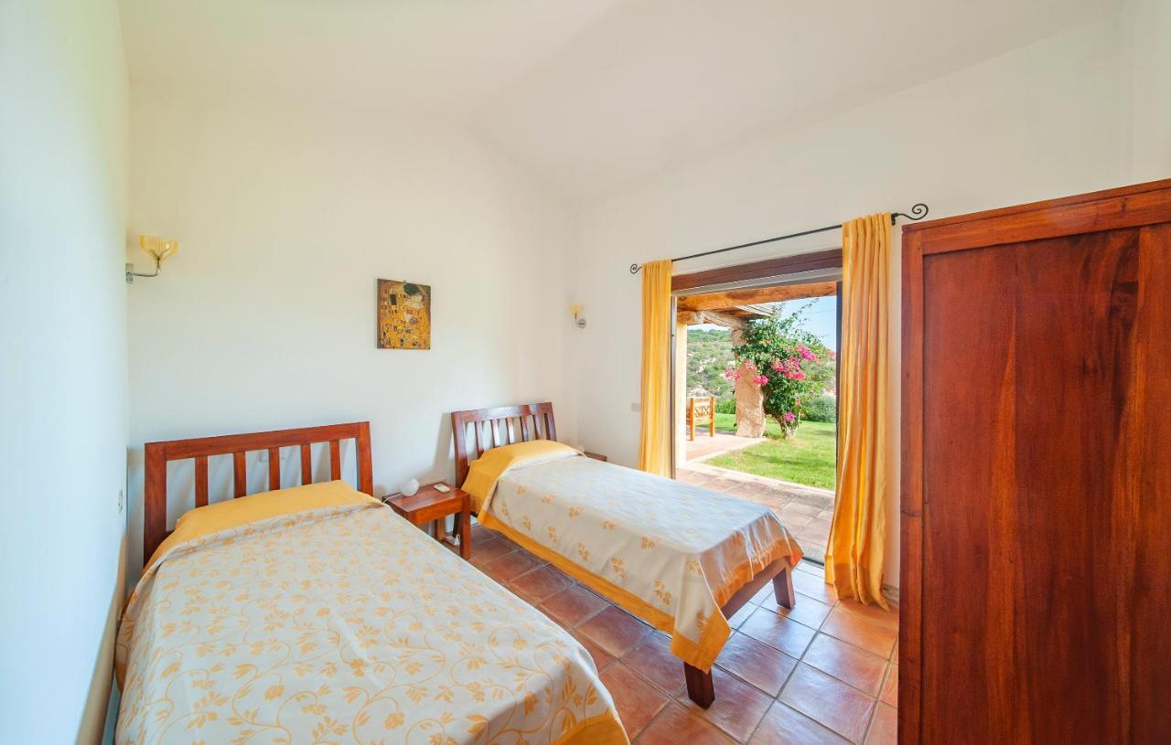 Villa Graniti San Pantaleo Exterior foto